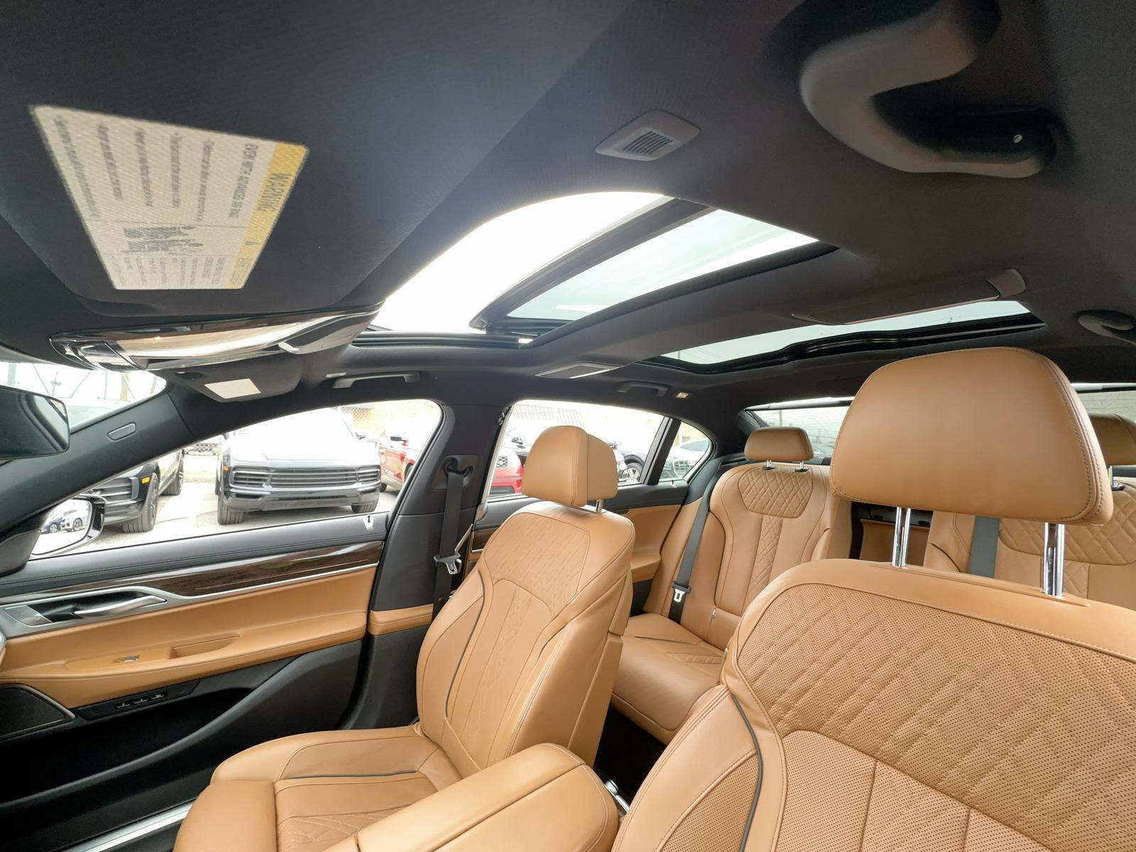 2020 BMW 7 Series 740i M SPORT LINE RWD