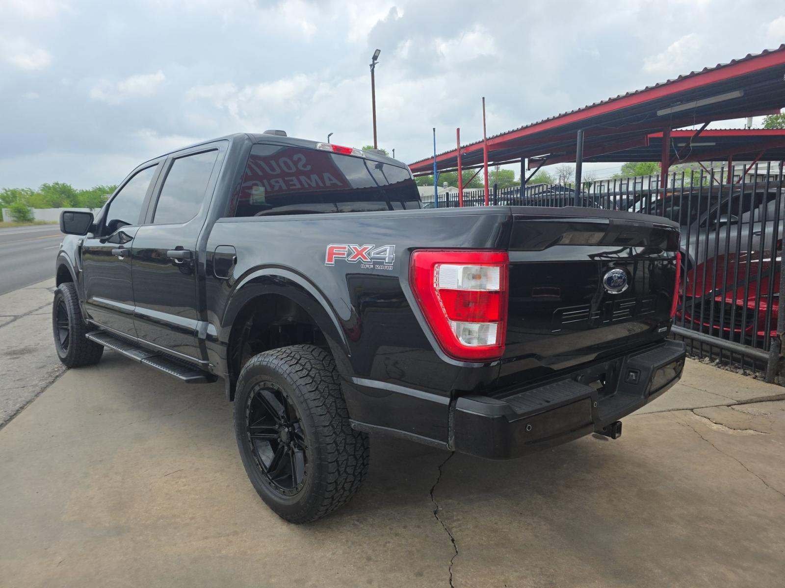 FORD F-150 - 2