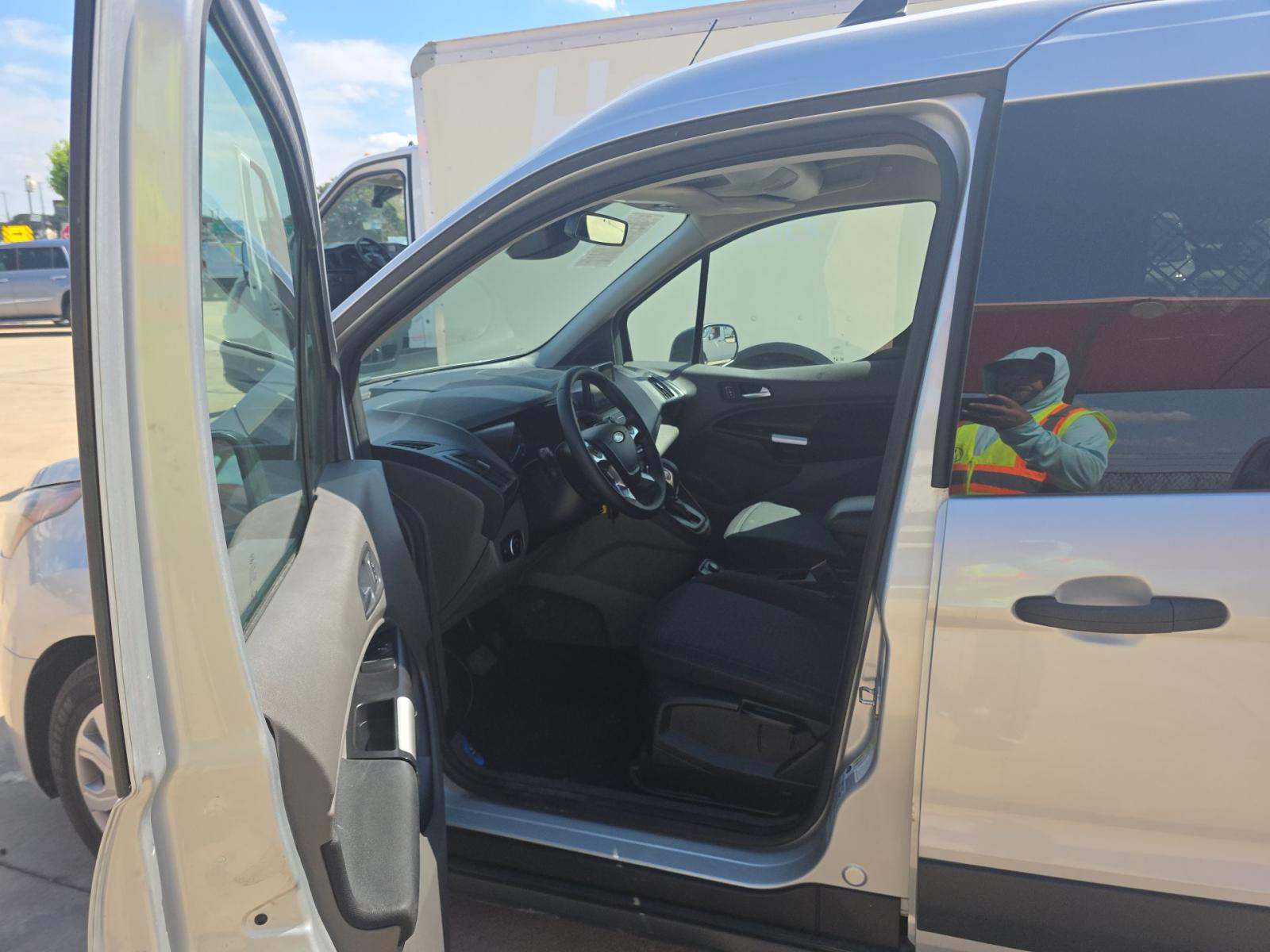 FORD TRANSIT CONNECT - 6