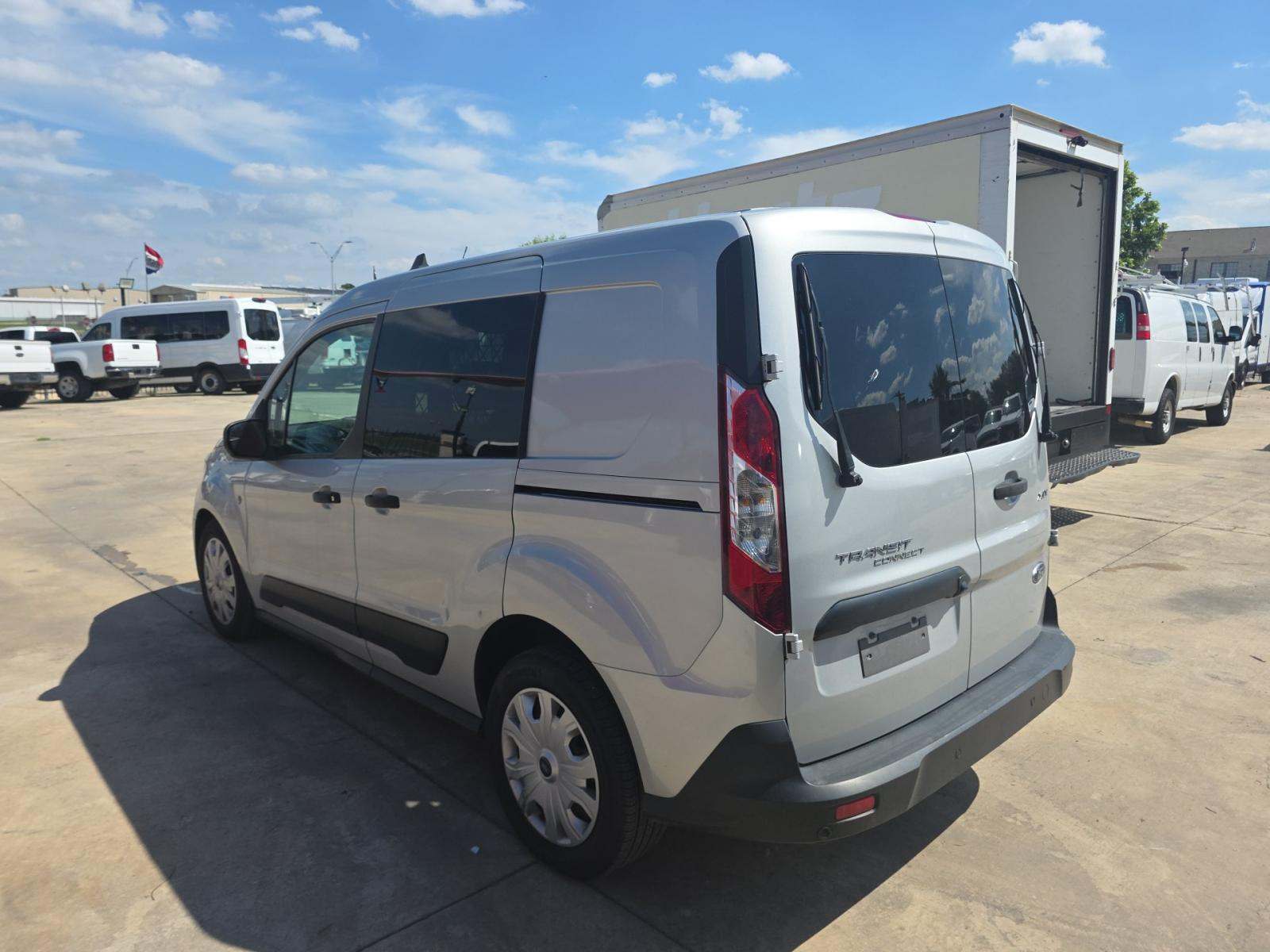 FORD TRANSIT CONNECT - 2