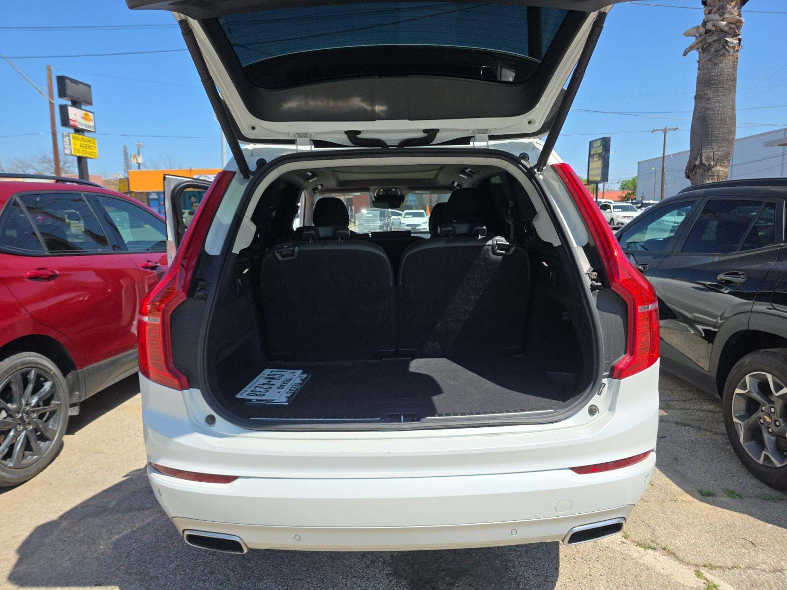 2019 Volvo XC90 T6 Momentum AWD