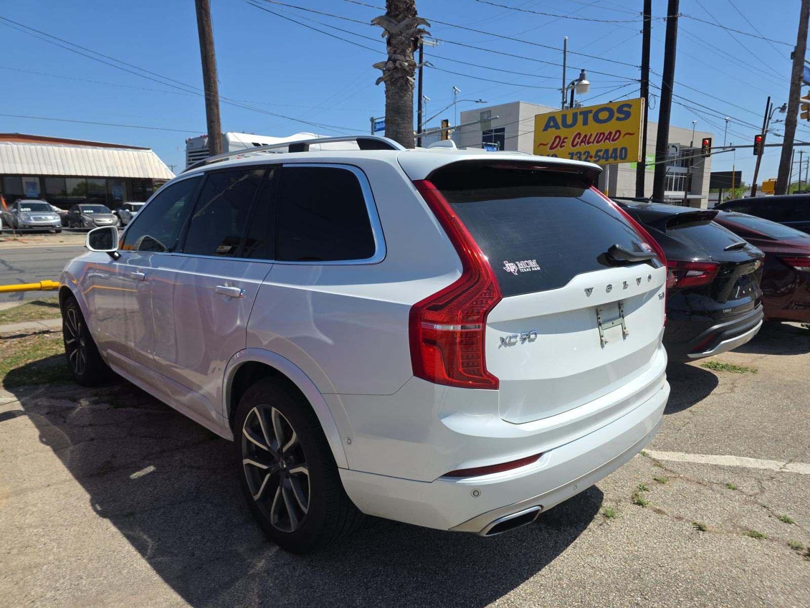 2019 Volvo XC90 T6 Momentum AWD