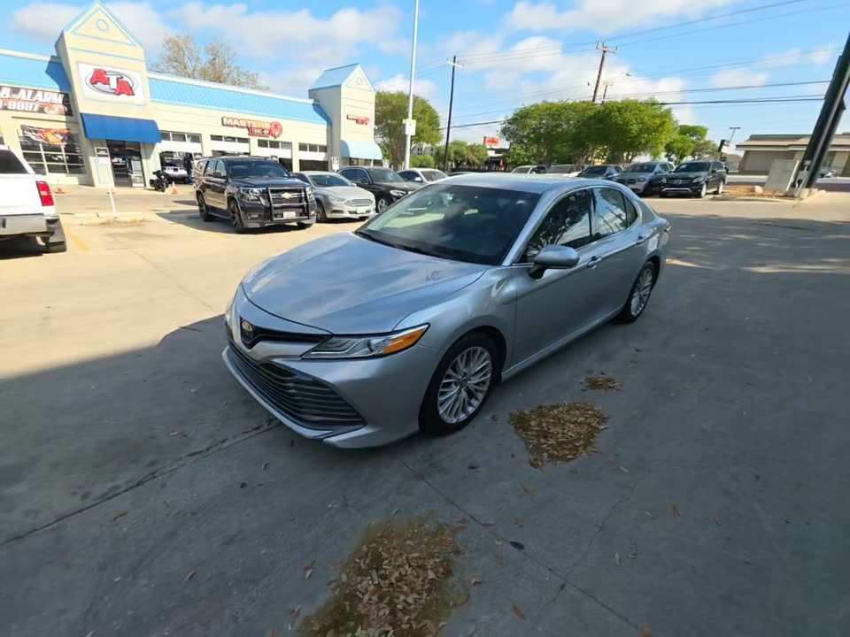 2018 Toyota Camry XLE FWD