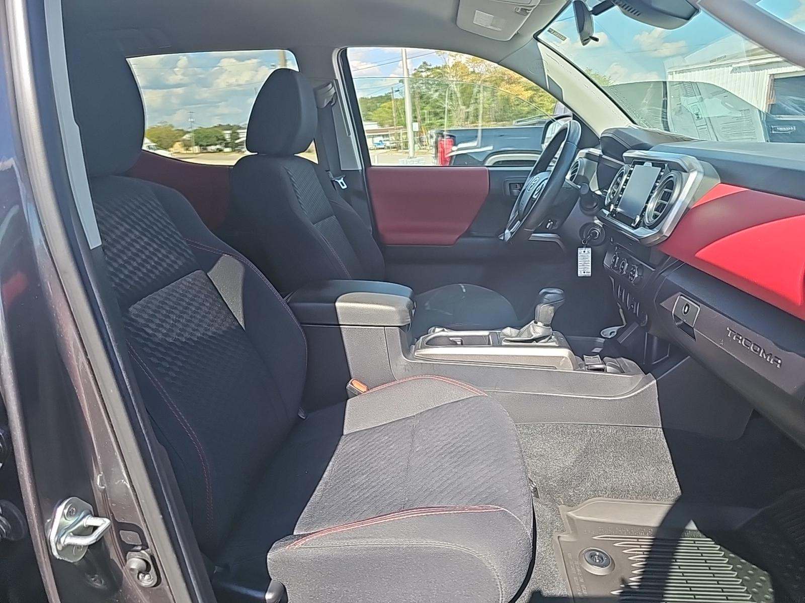 2022 Toyota Tacoma SR5 RWD