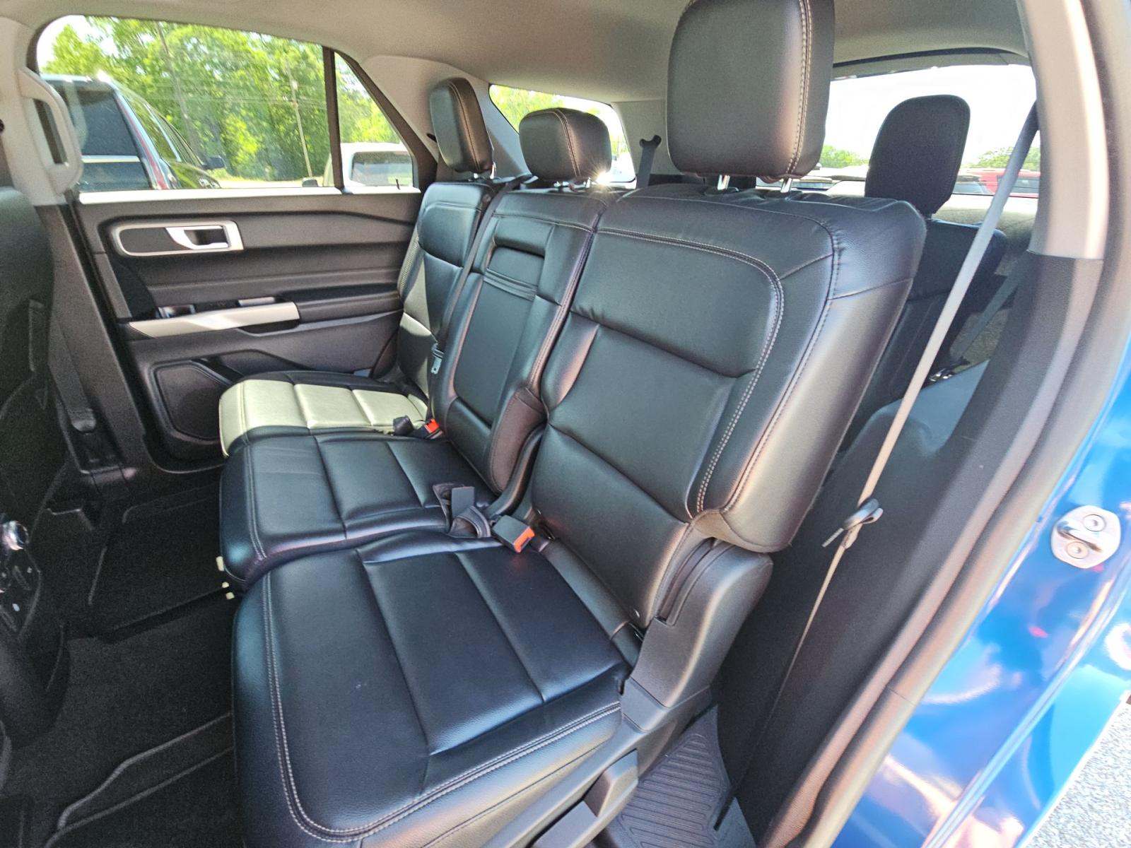 FORD EXPLORER - 9