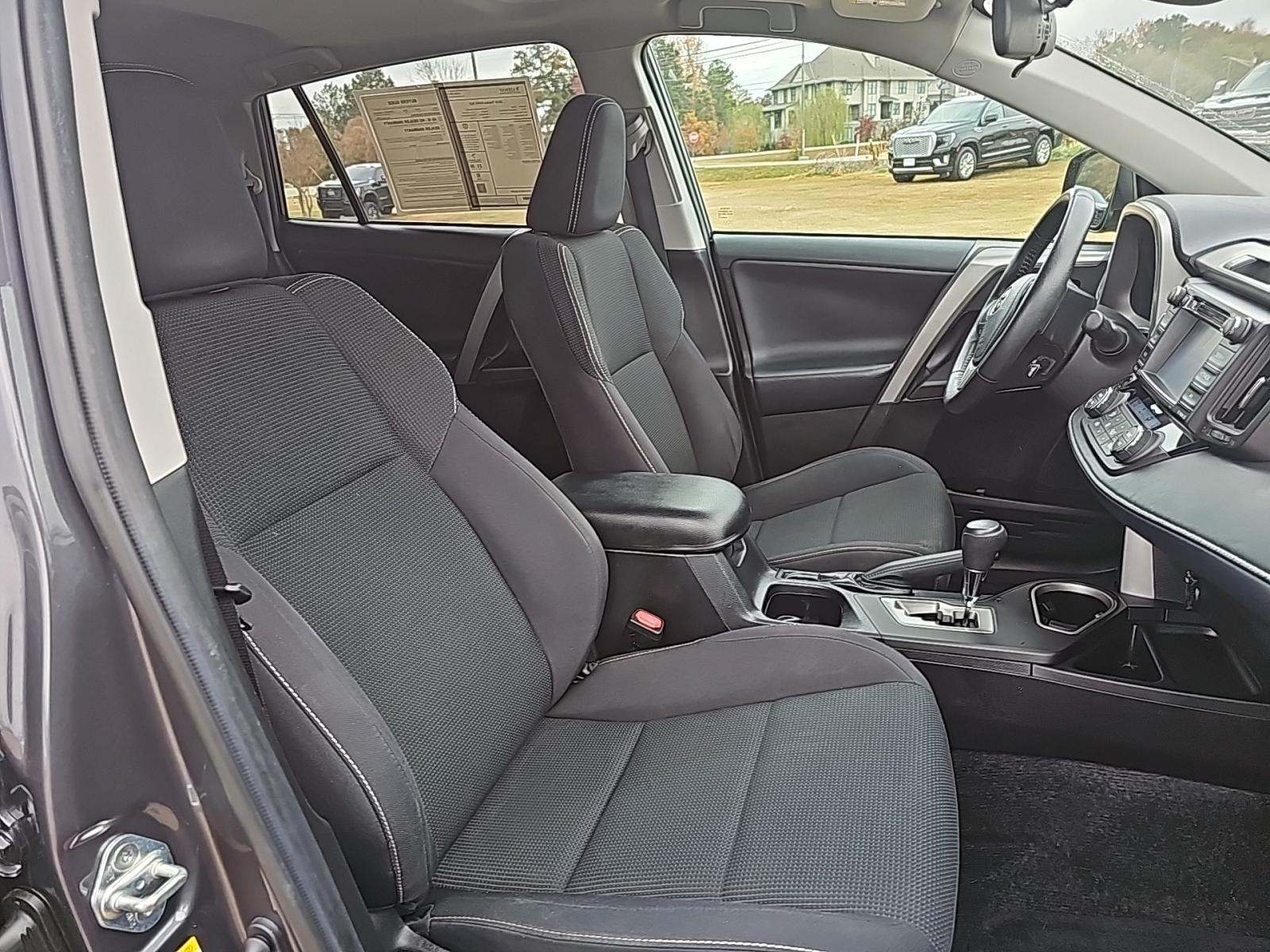 2018 Toyota RAV4 XLE FWD