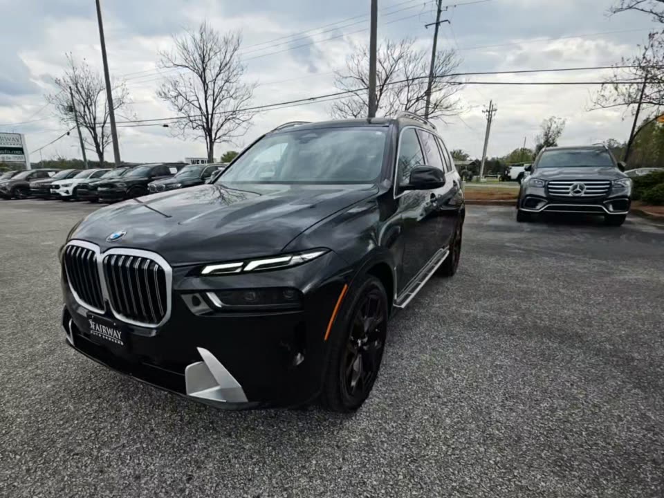2025 BMW X7 xDrive40i AWD