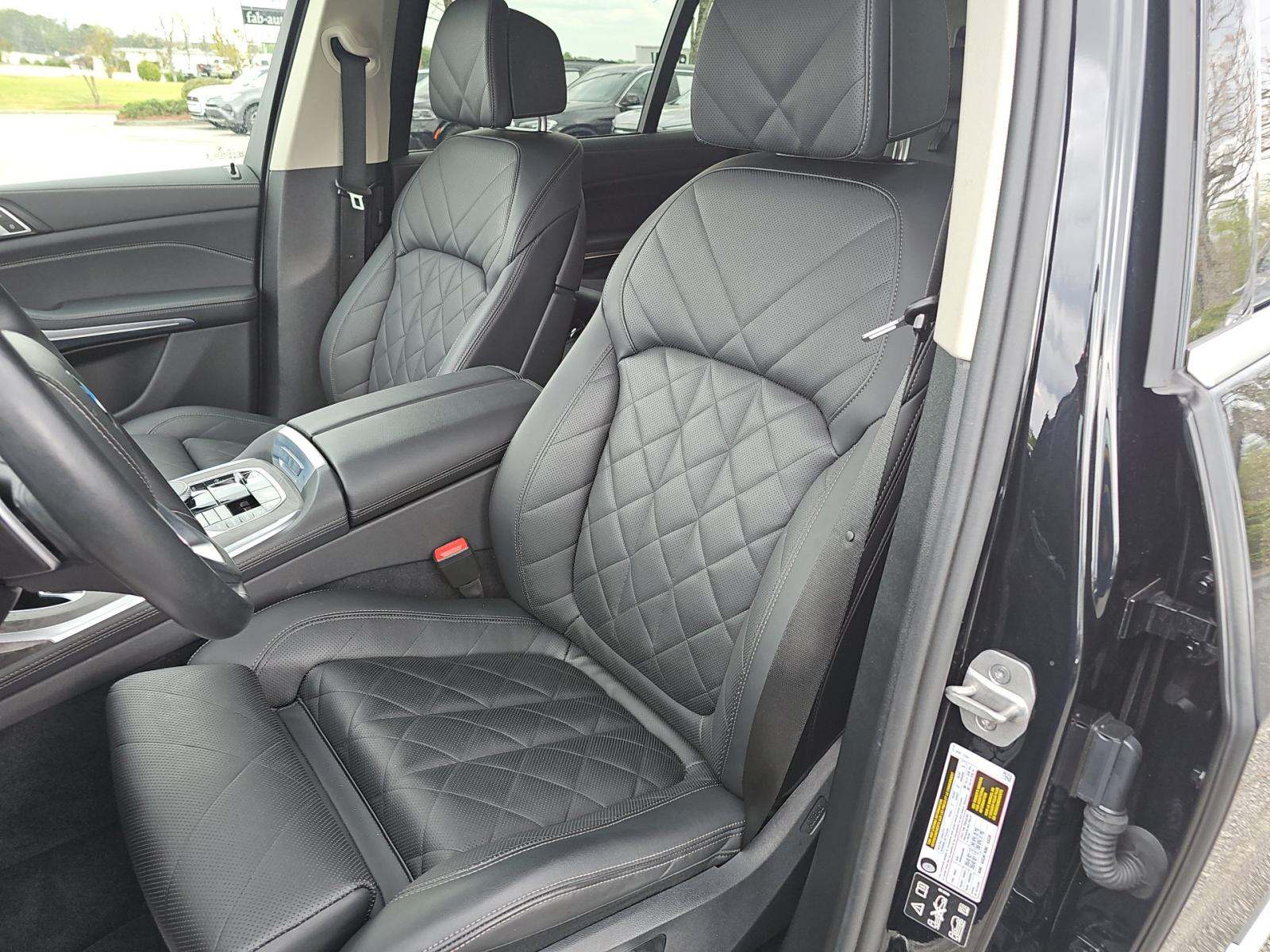 2025 BMW X7 xDrive40i AWD