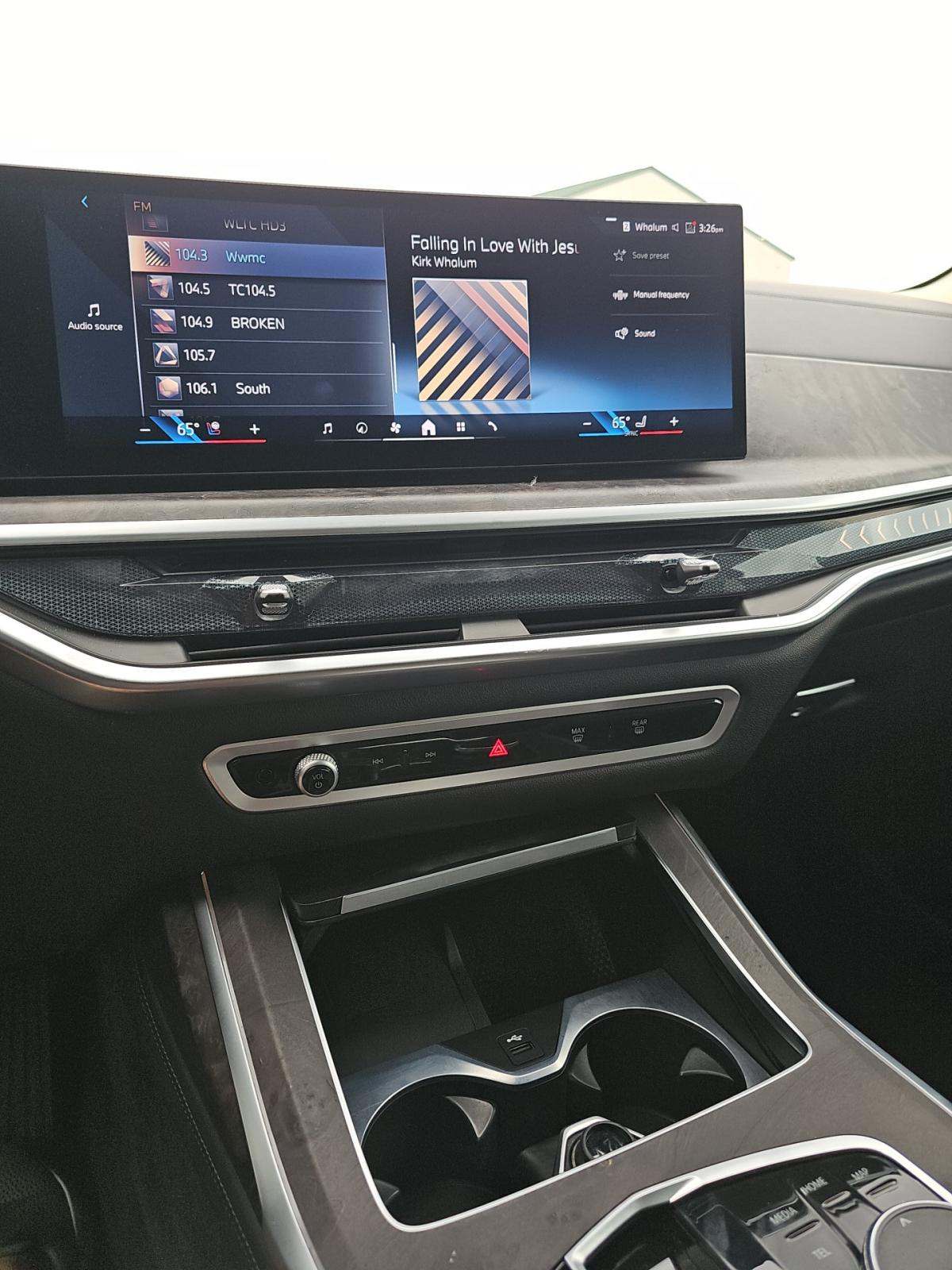 2025 BMW X7 xDrive40i AWD