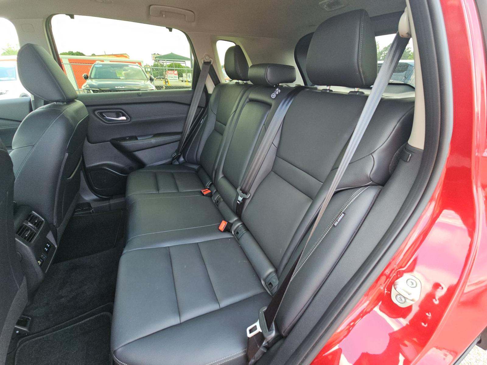 2025 Nissan Rogue SL FWD