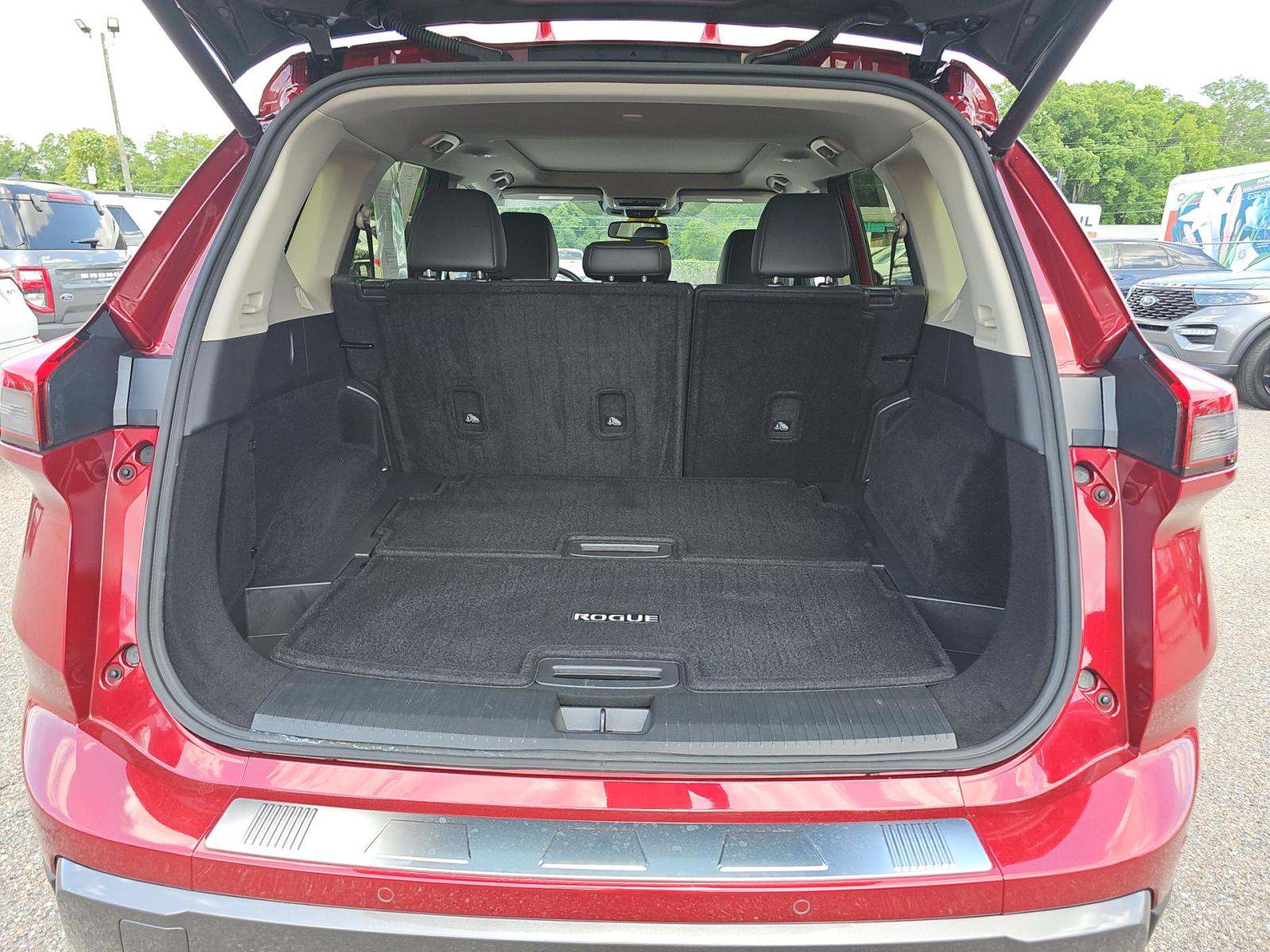 2025 Nissan Rogue SL FWD