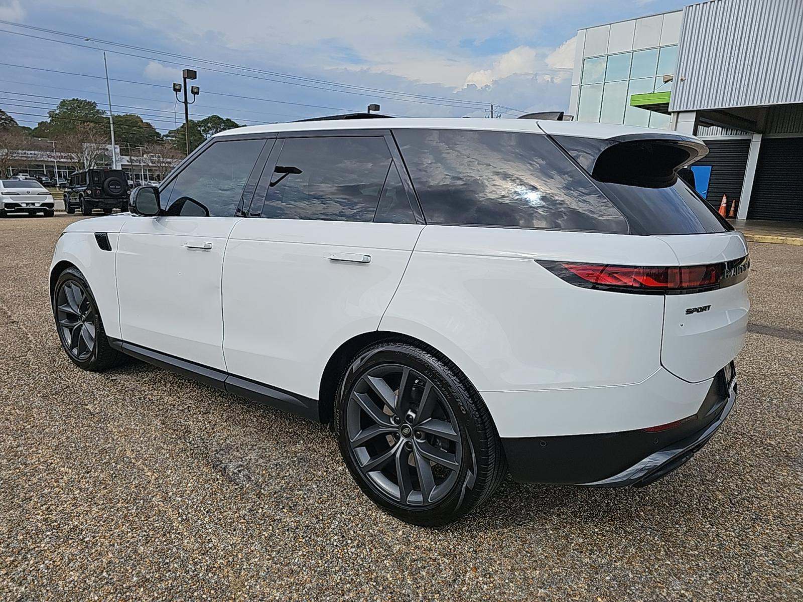 2024 Land Rover Range Rover Sport SE AWD