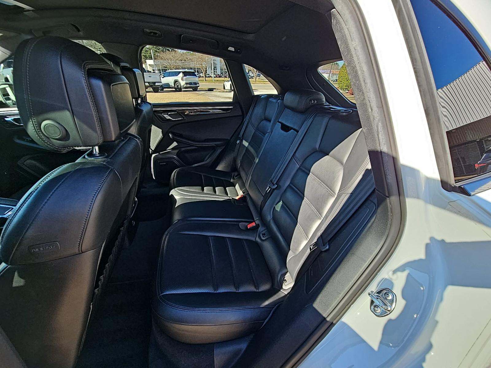 2017 Porsche Macan S AWD