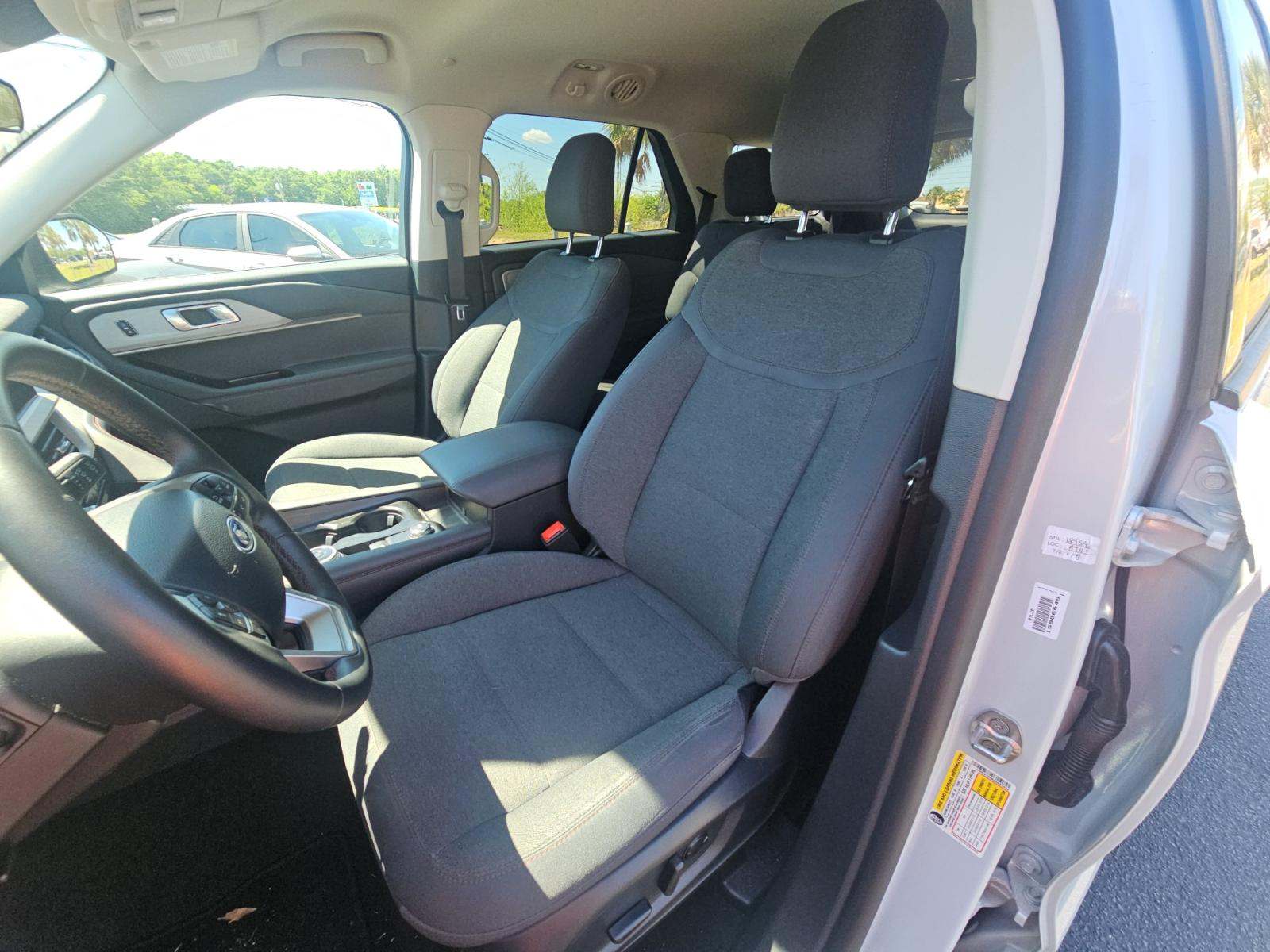 FORD EXPLORER - 2