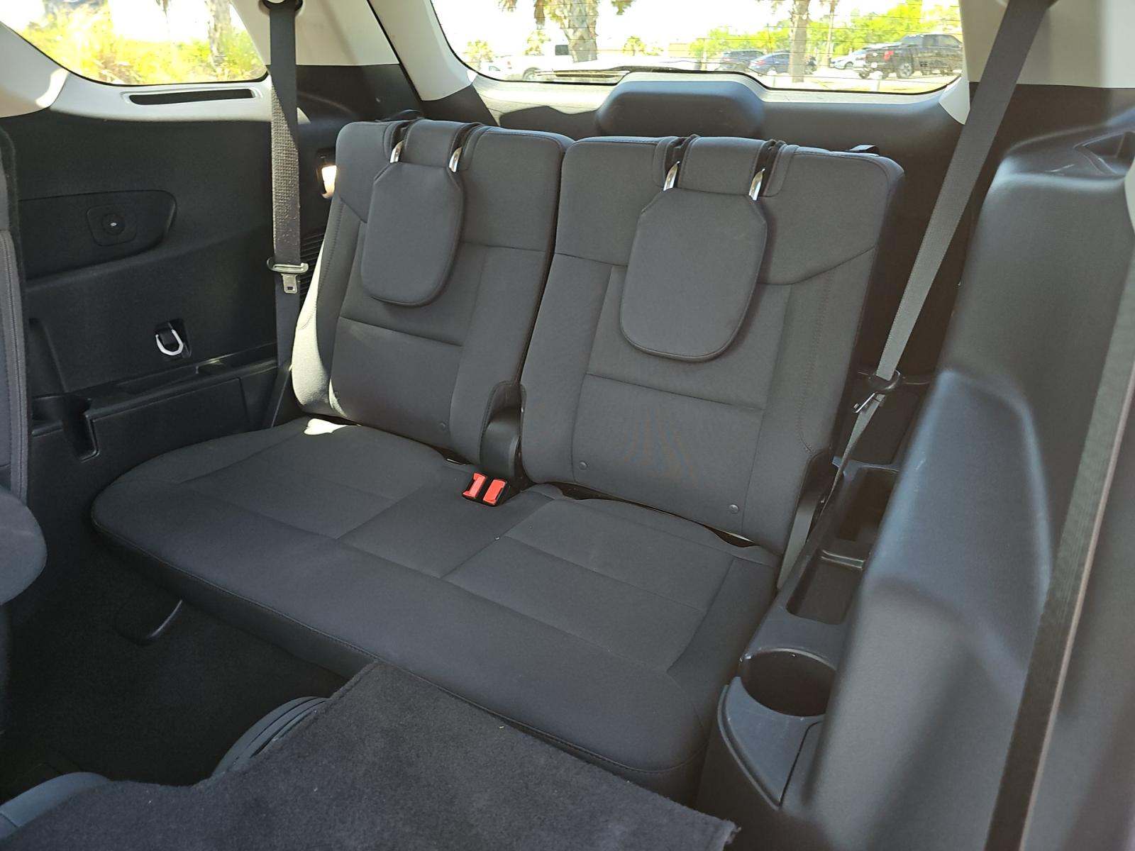 FORD EXPLORER - 10