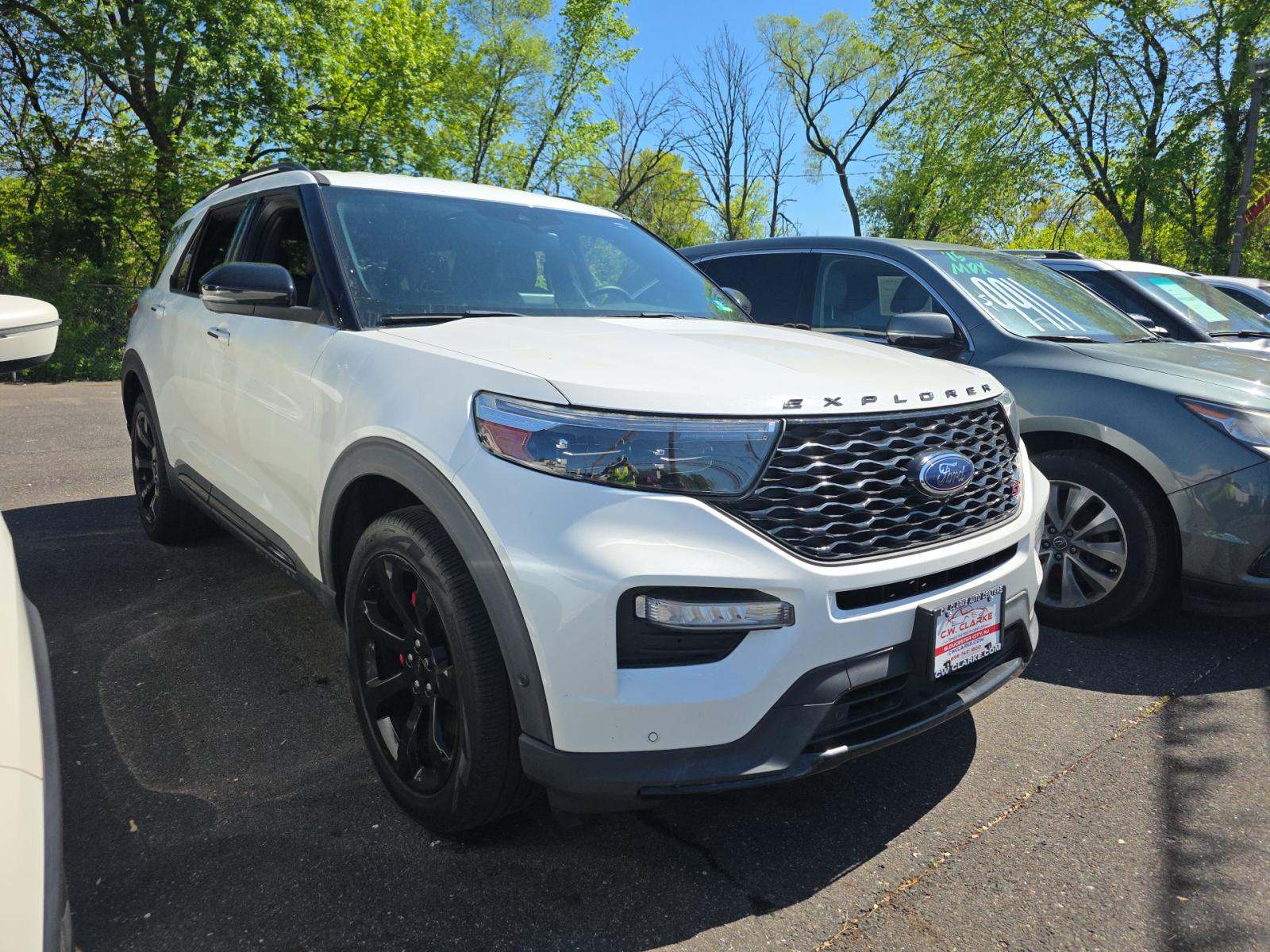 FORD EXPLORER - 4