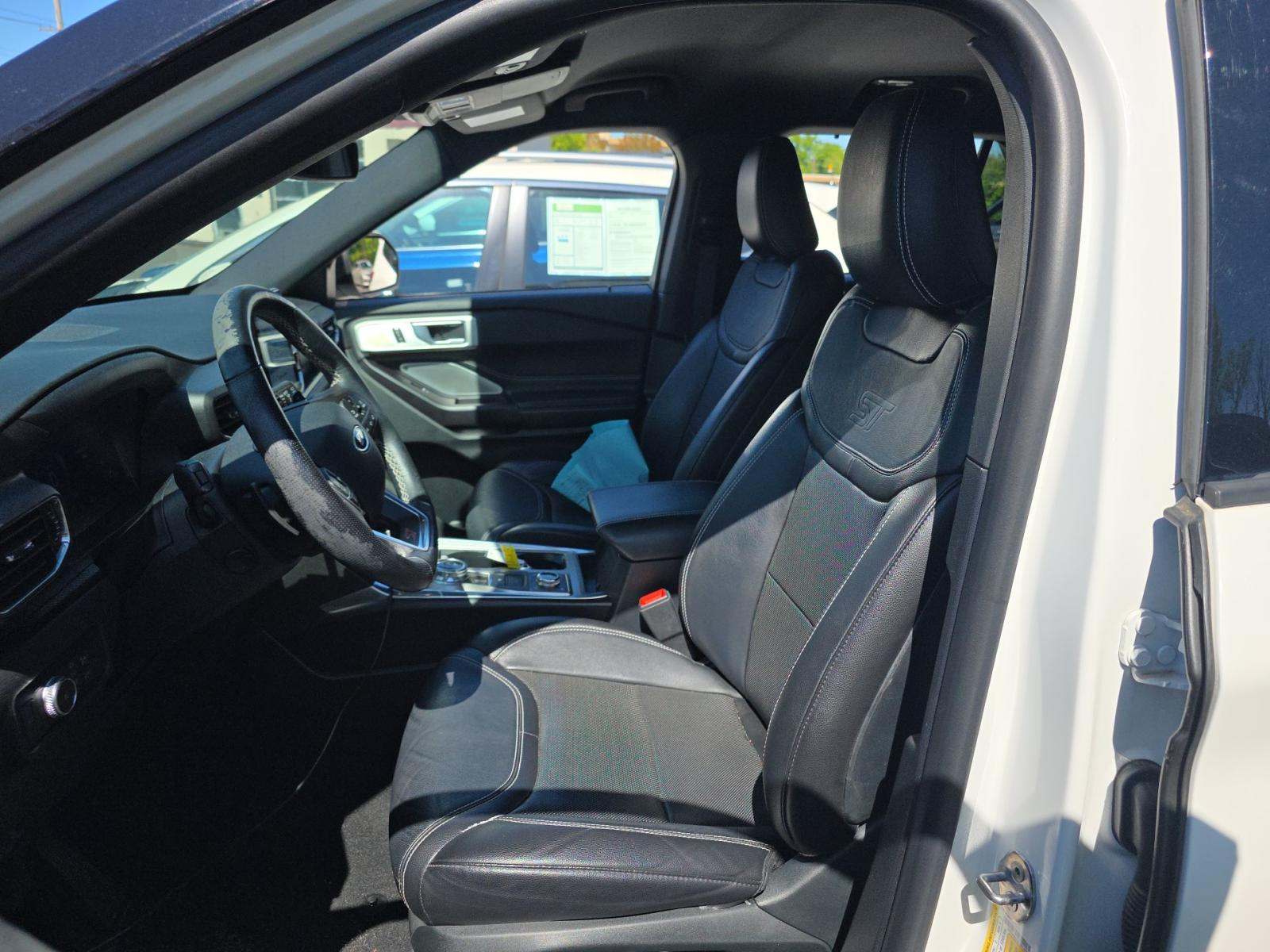 FORD EXPLORER - 6