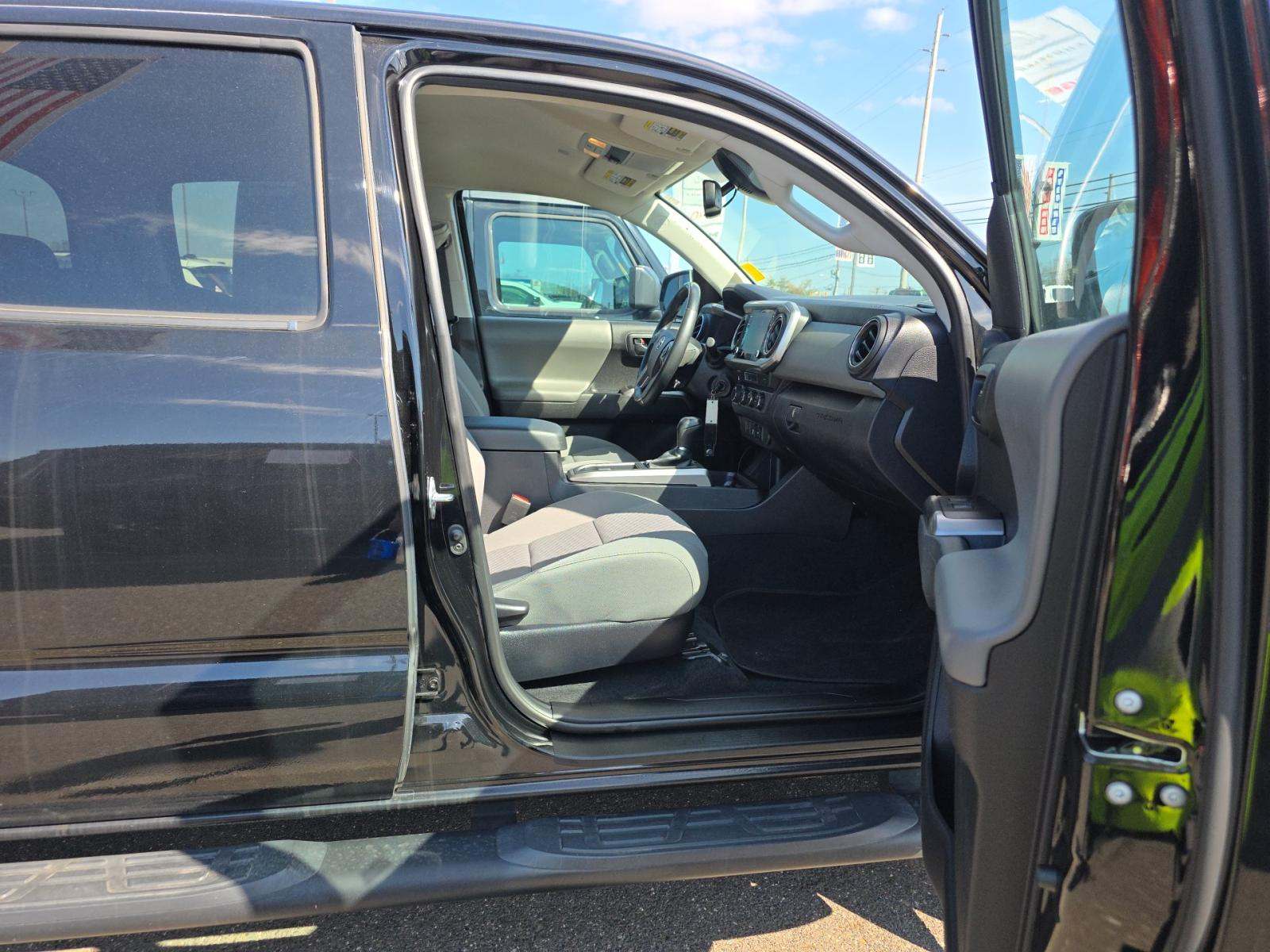 2021 Toyota Tacoma SR5 AWD