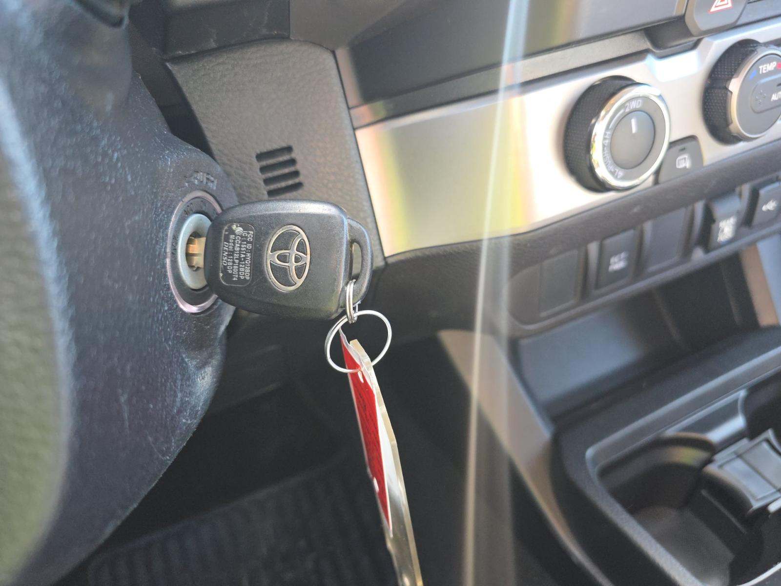 2021 Toyota Tacoma SR5 AWD