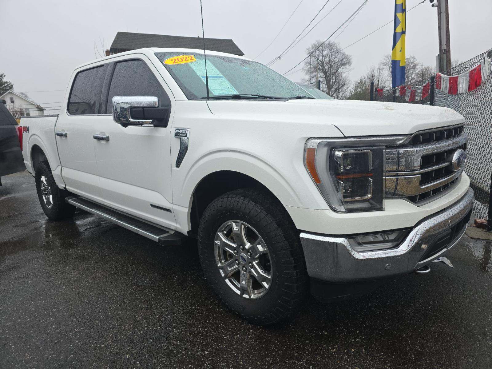 2022 Ford F-150 Hybrid Lariat AWD