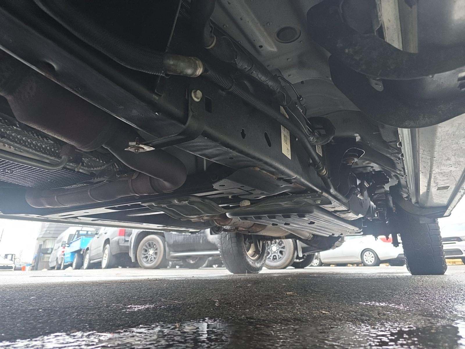 2022 Ford F-150 Hybrid Lariat AWD