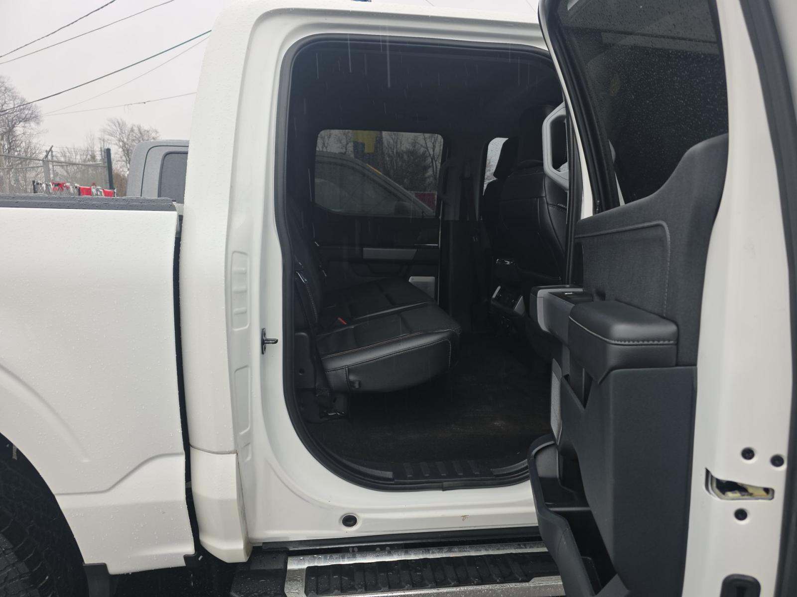 2022 Ford F-150 Hybrid Lariat AWD