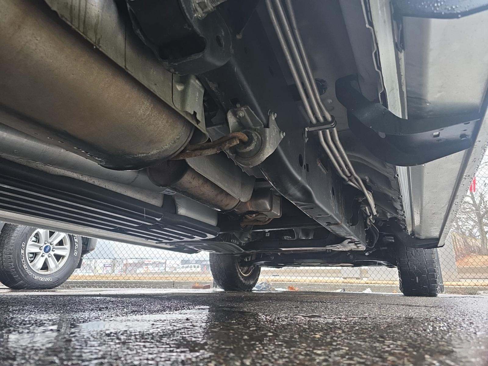 2022 Ford F-150 Hybrid Lariat AWD