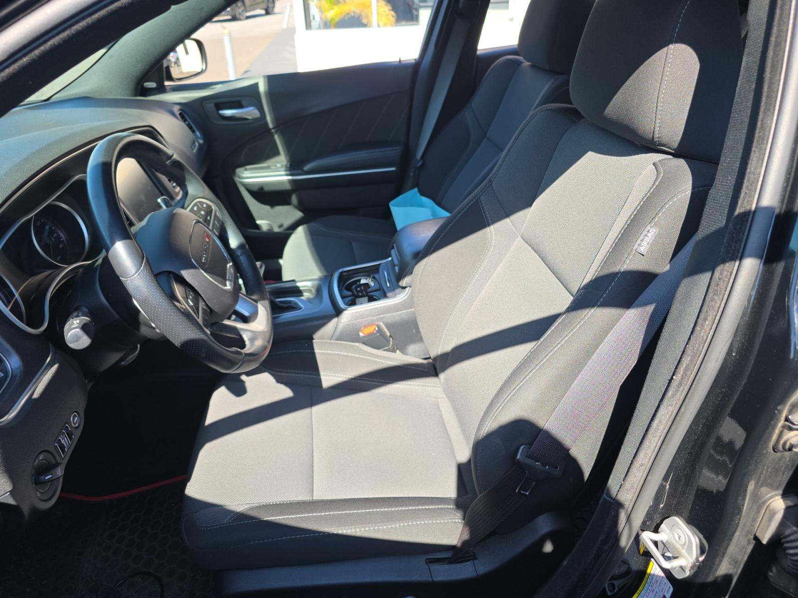 DODGE CHALLENGER - 6