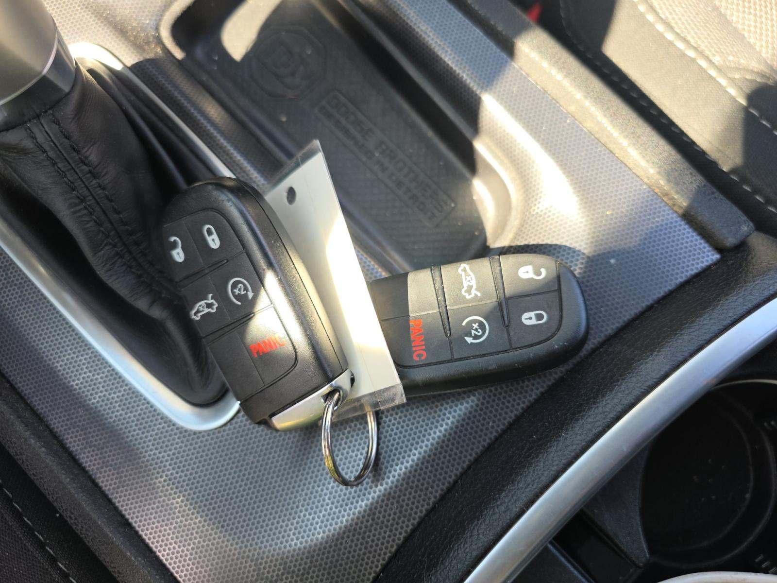 DODGE CHALLENGER - 8