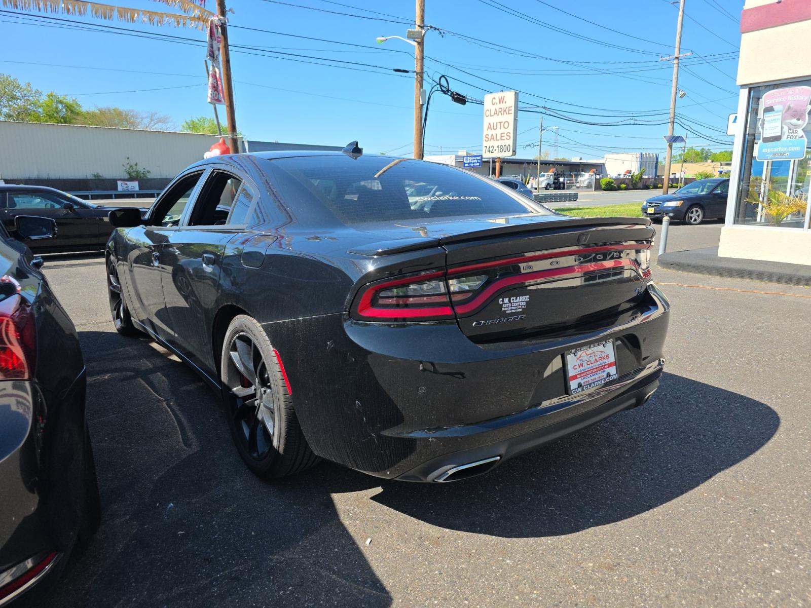 DODGE CHALLENGER - 2