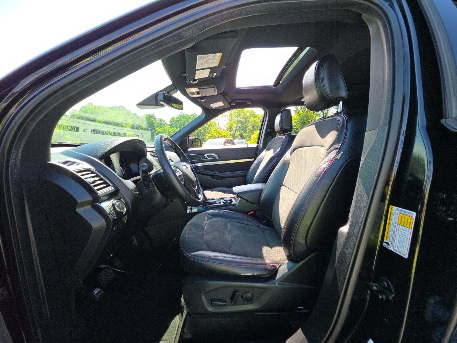 FORD EXPLORER - 2