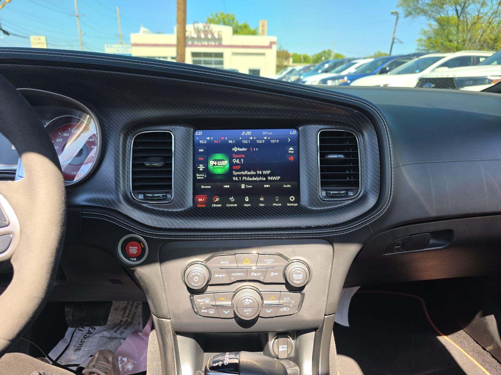 DODGE CHALLENGER - 10