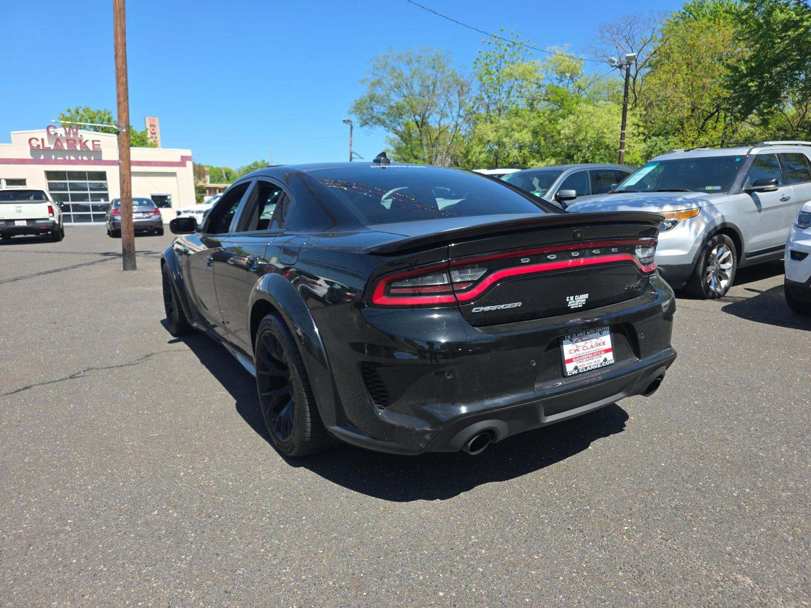 DODGE CHALLENGER - 2