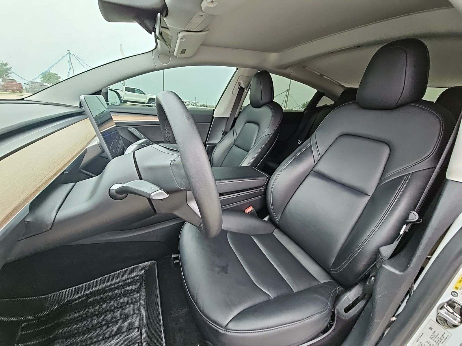 2021 Tesla Model 3 Standard Range Plus RWD