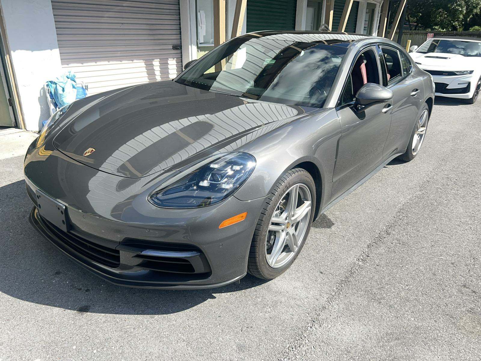 2018 Porsche Panamera 4 Hatchback