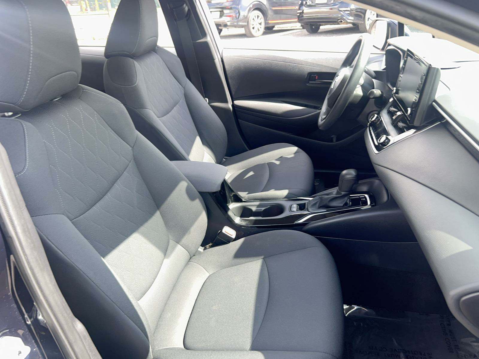 2022 Toyota Corolla LE FWD