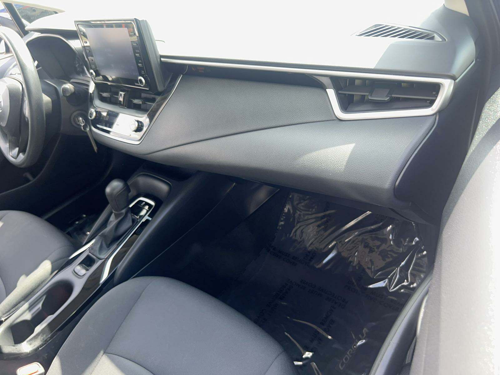 2022 Toyota Corolla LE FWD