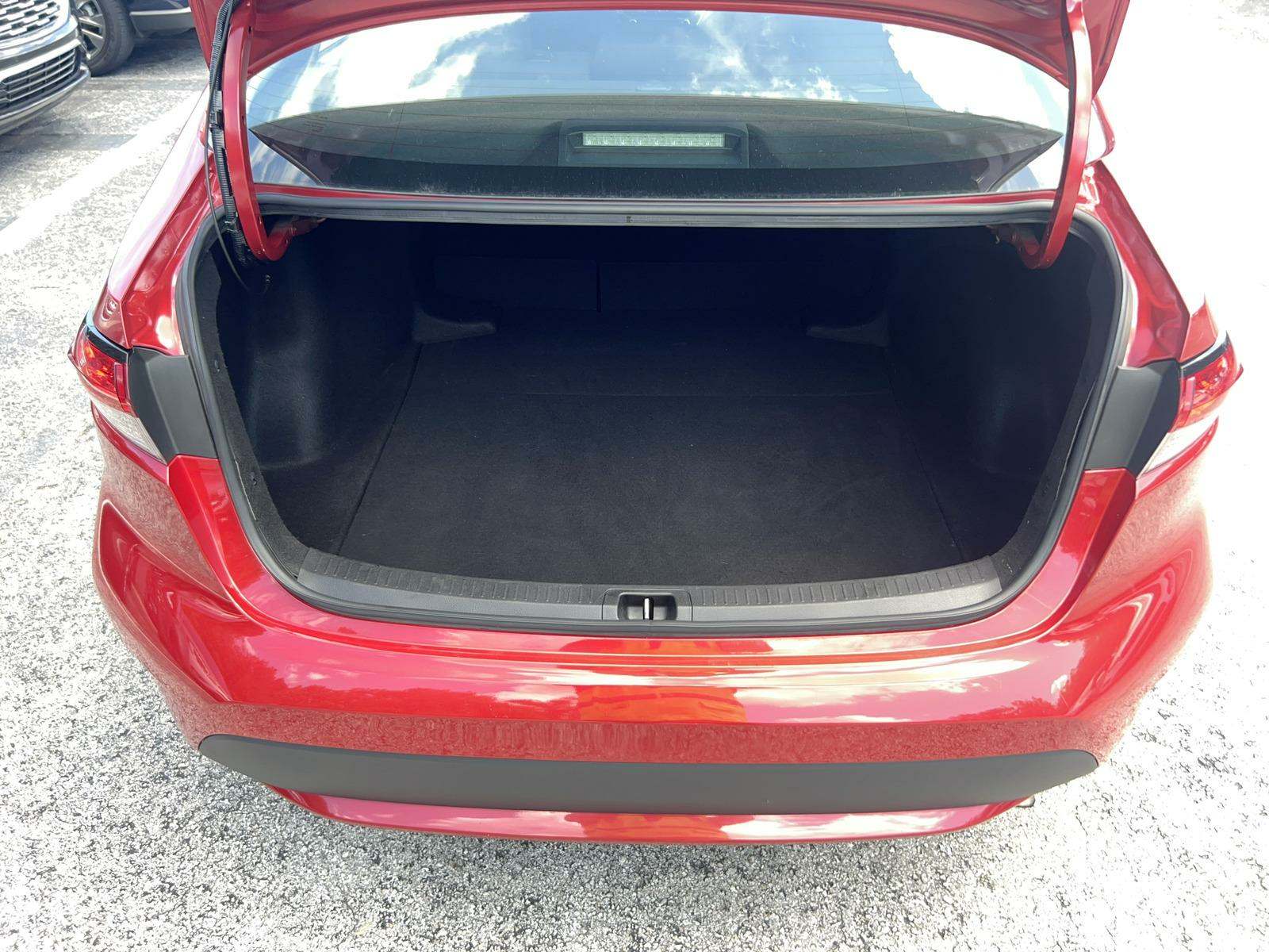 2021 Toyota Corolla LE FWD