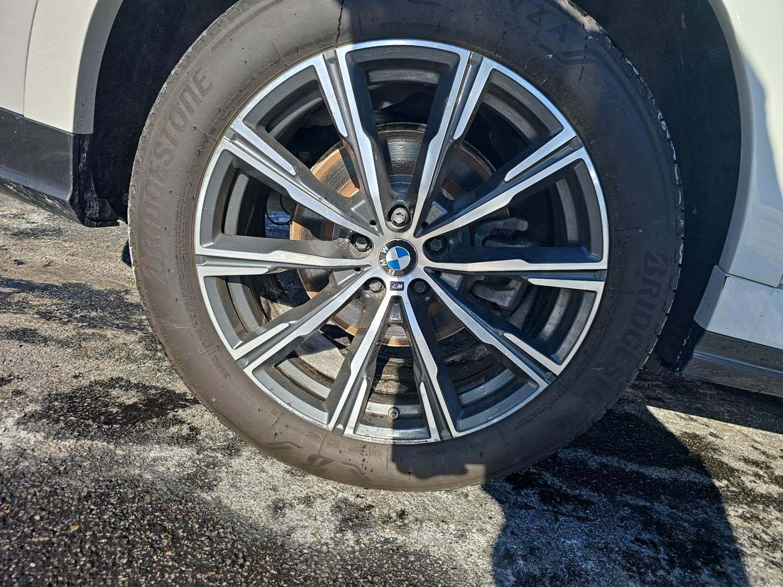 2023 BMW X6 xDrive40i AWD