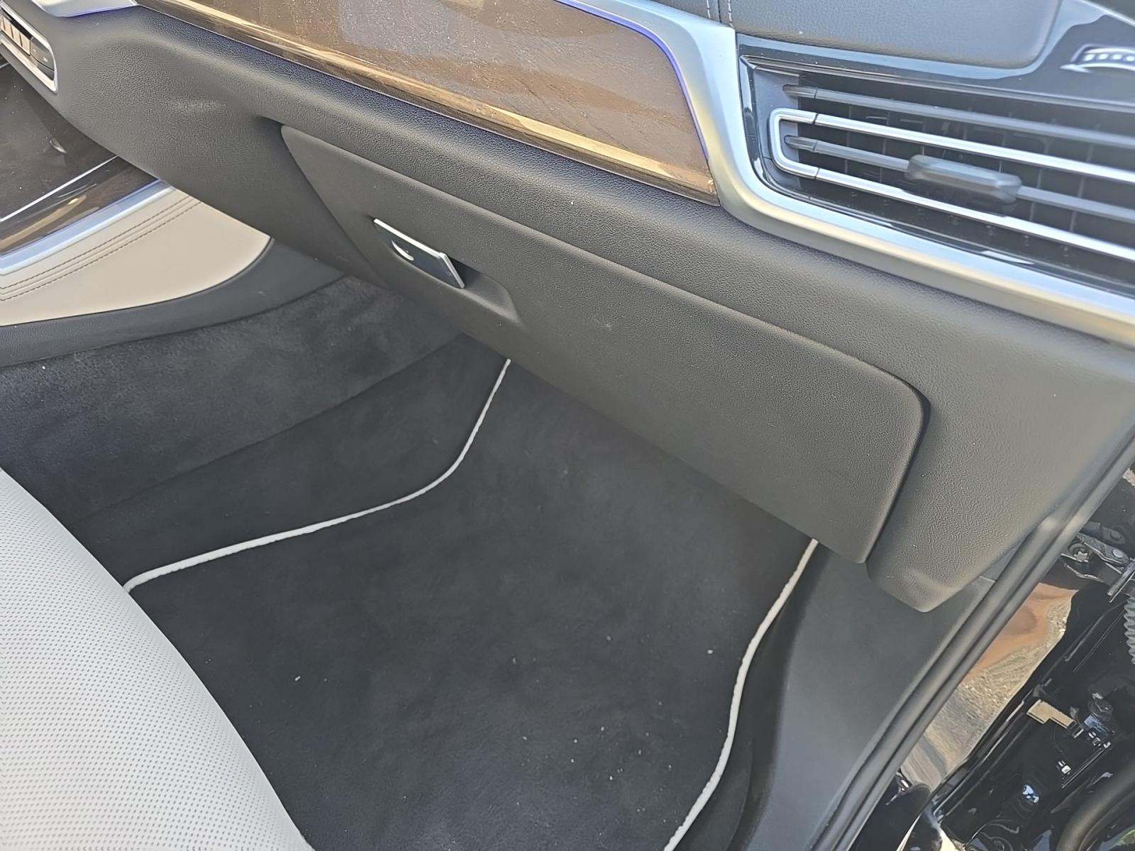 2022 BMW X5 M50i AWD