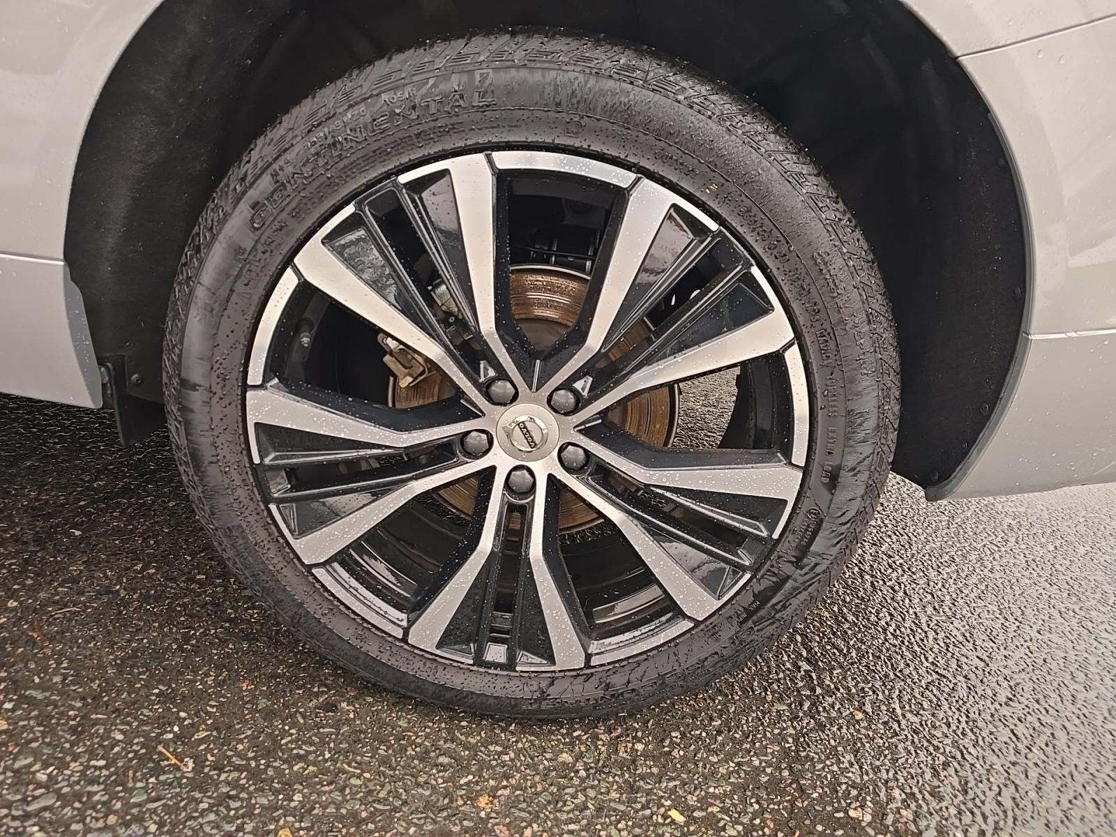 2025 Volvo XC60 B5 Plus AWD