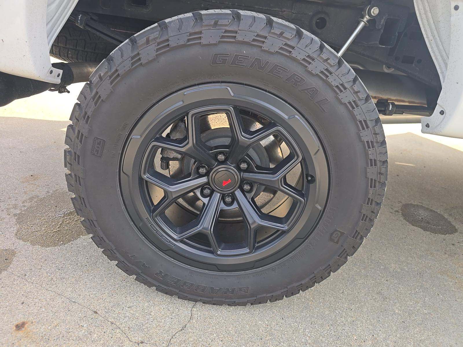 2024 Ford F-150 STX AWD