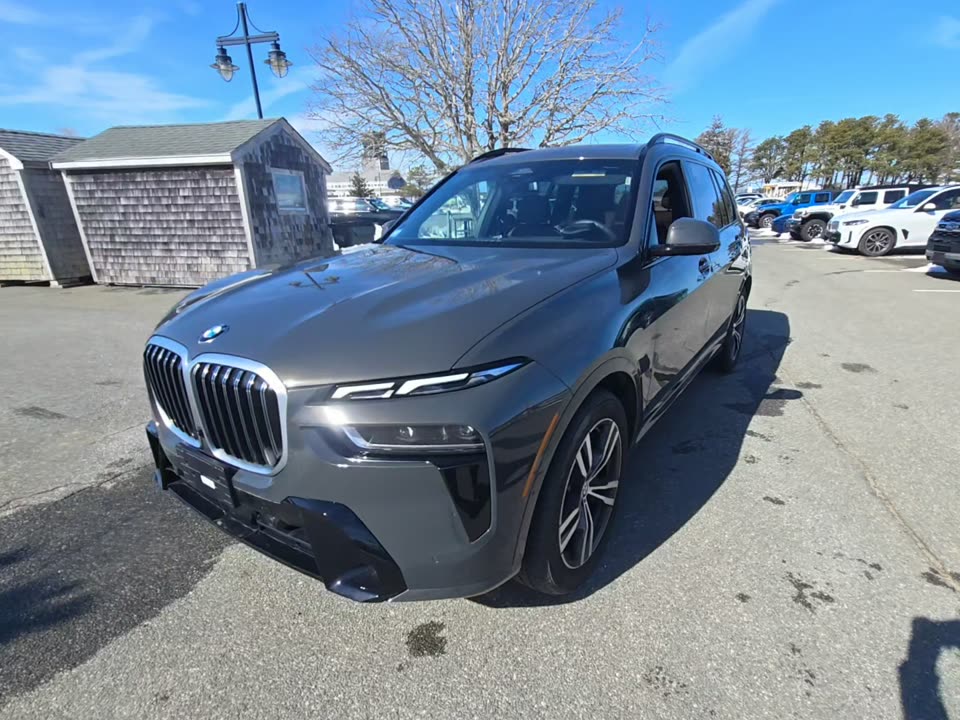 2025 BMW X7 xDrive40i AWD