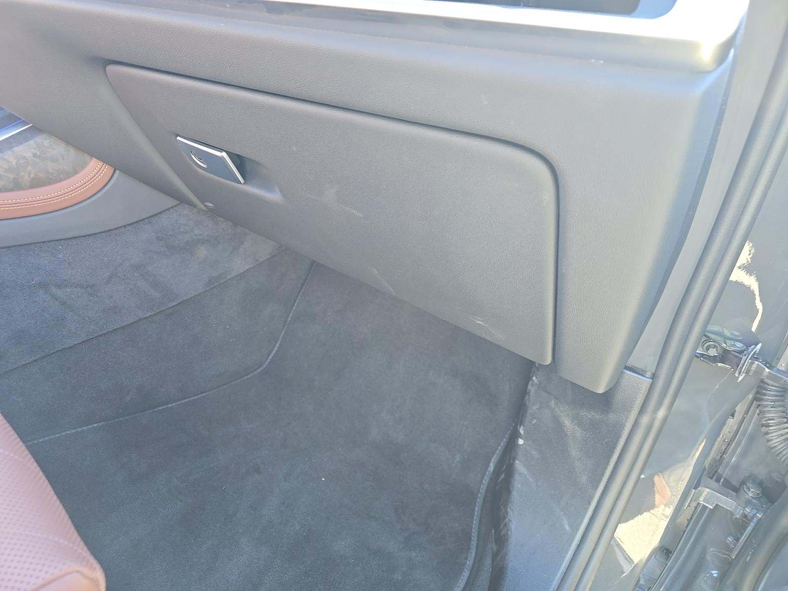 2025 BMW X7 xDrive40i AWD