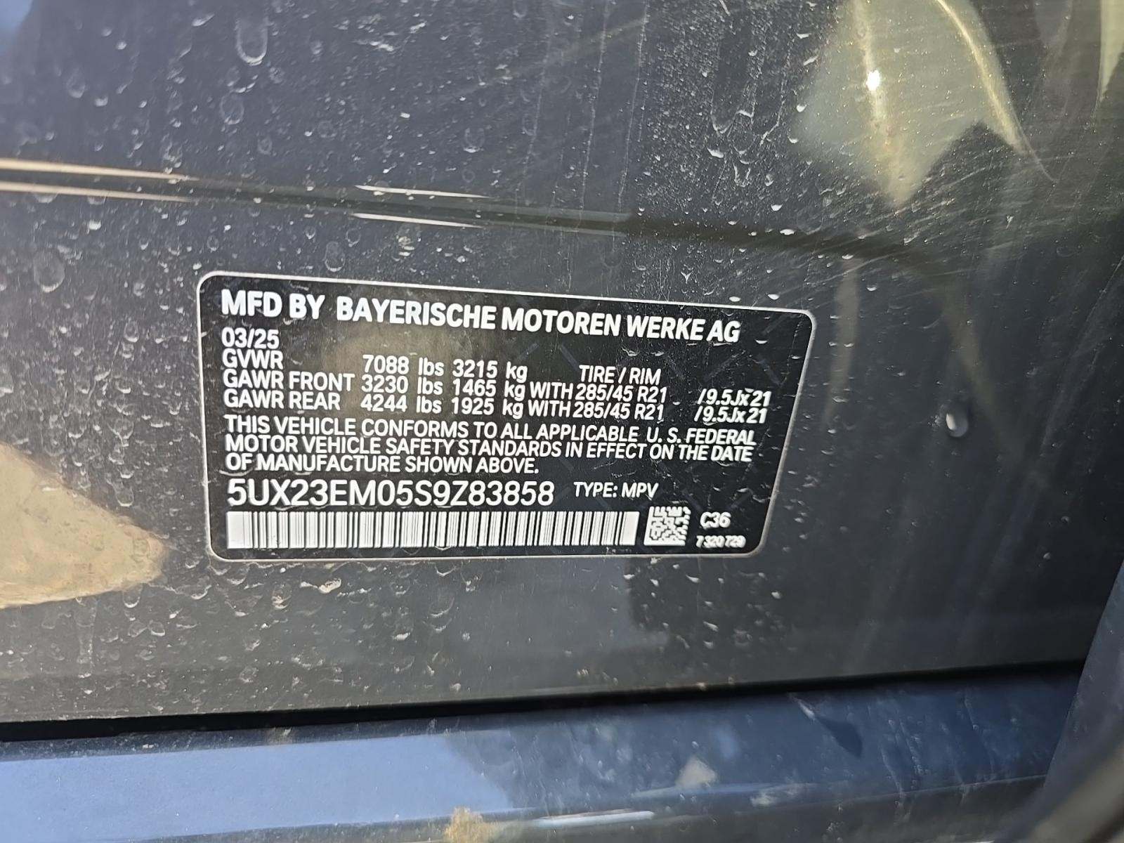 2025 BMW X7 xDrive40i AWD