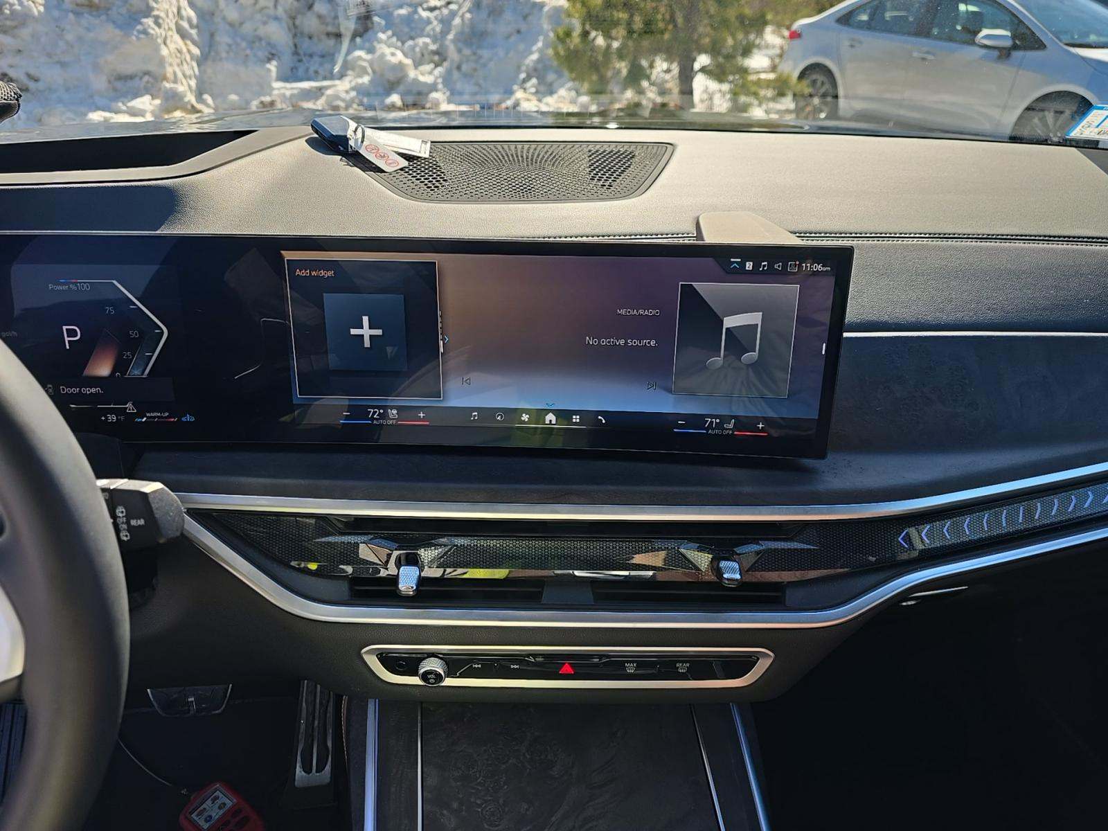 2025 BMW X7 xDrive40i AWD