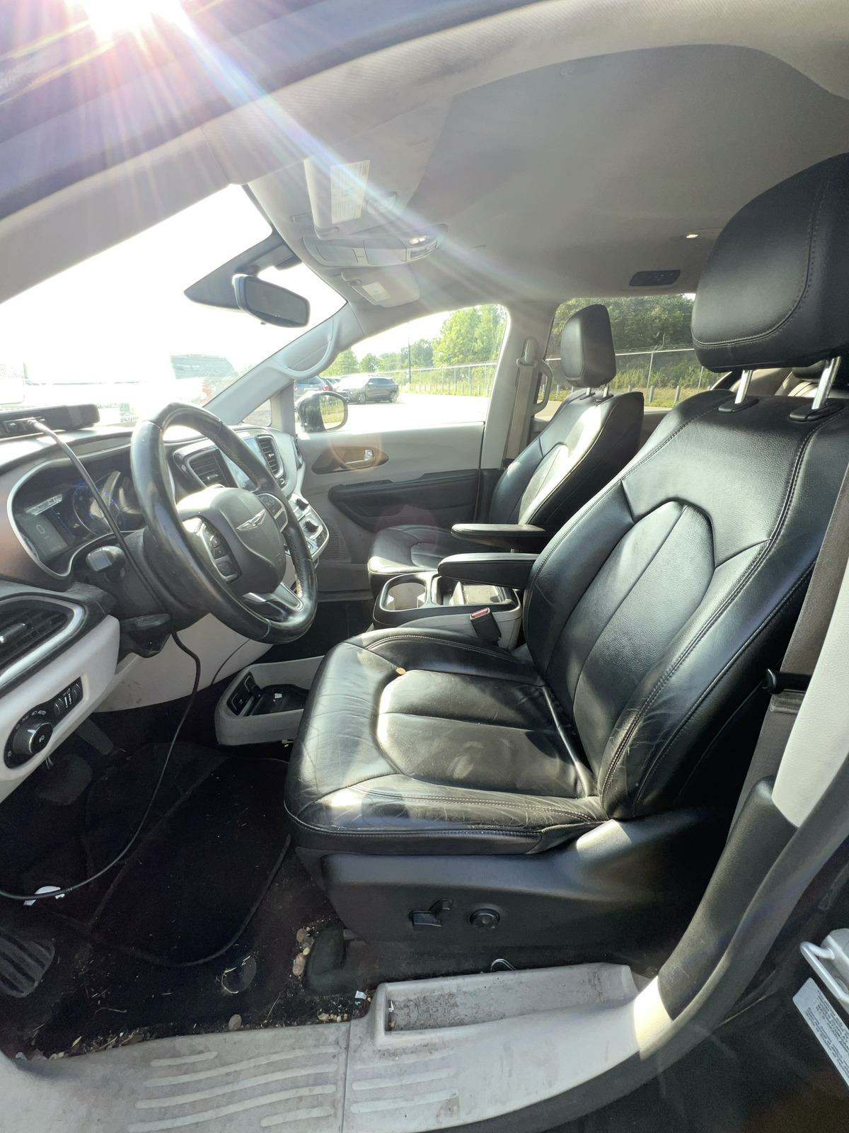 2017 Chrysler Pacifica Touring L FWD