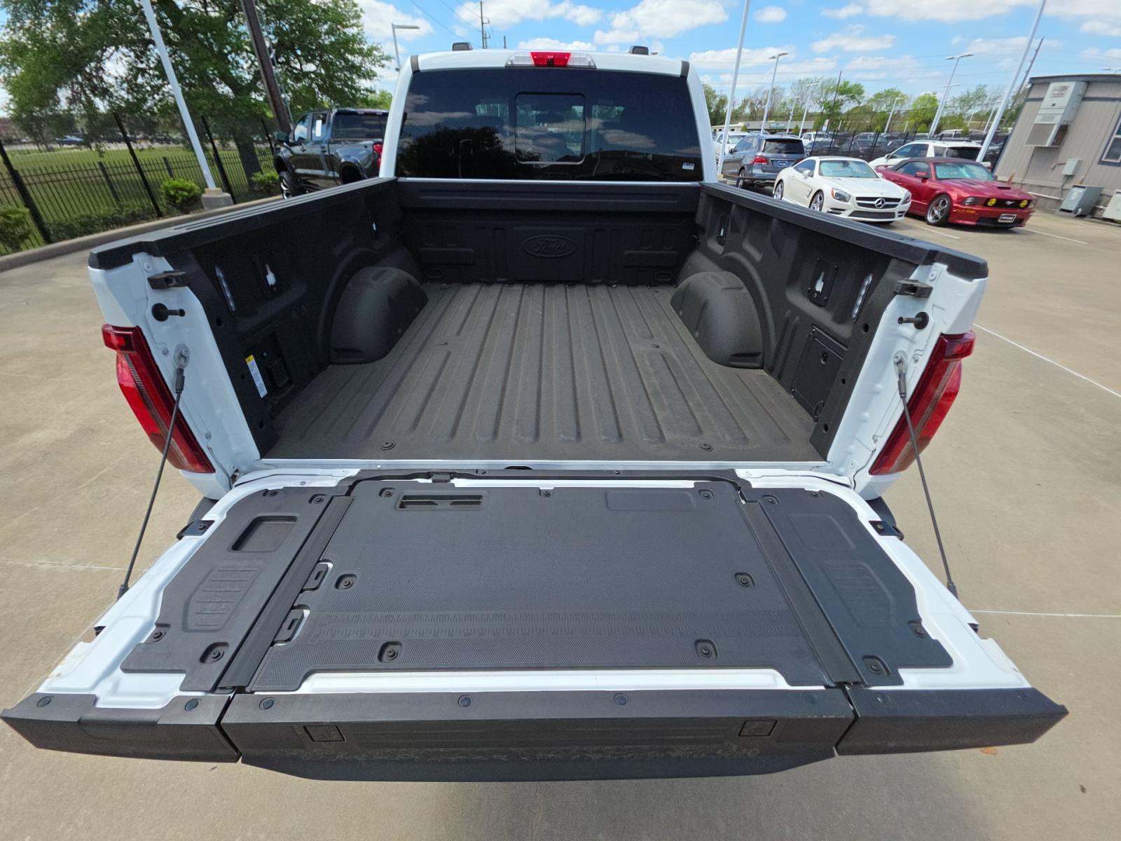 2024 Ford F-150 Platinum AWD