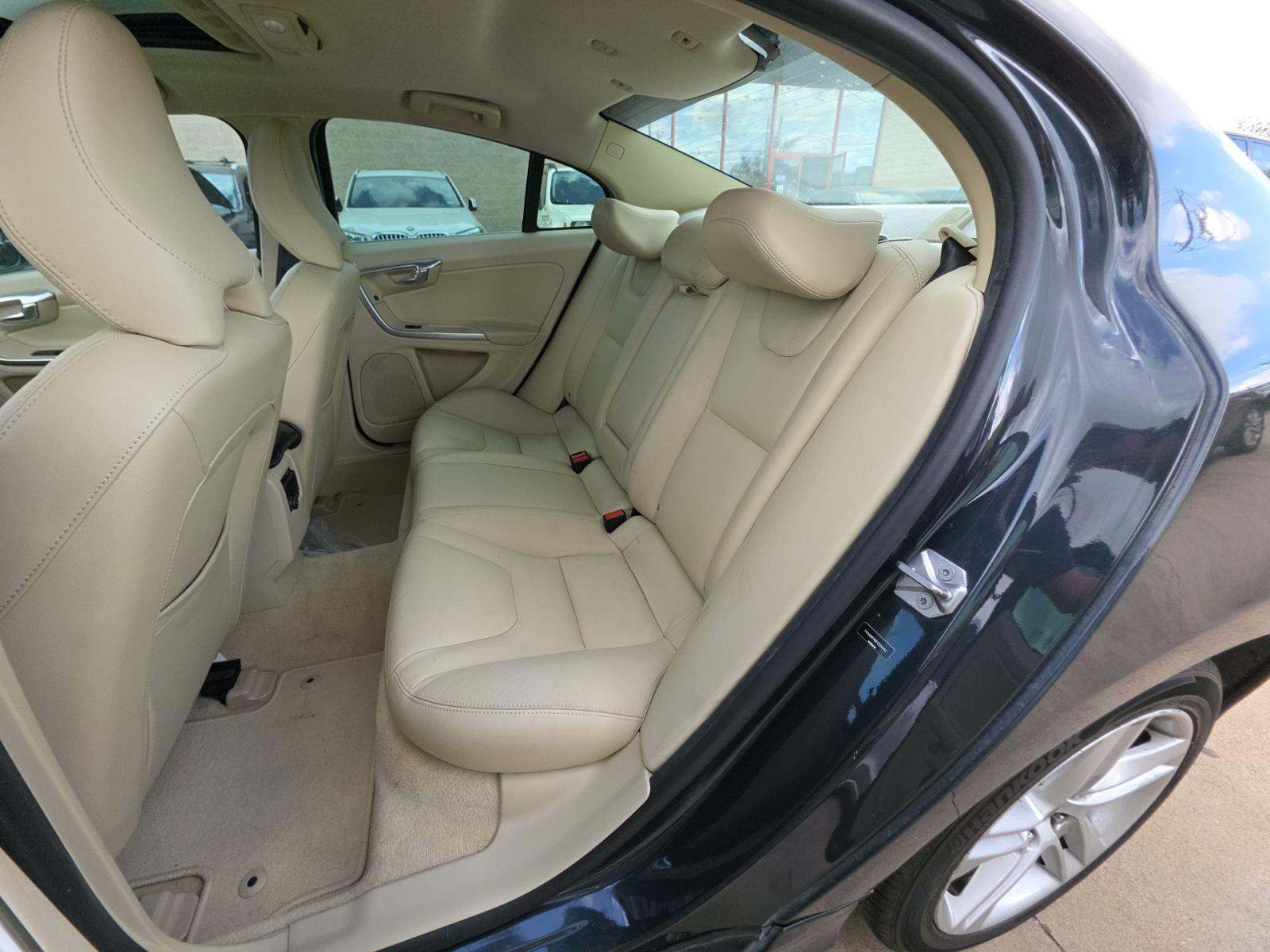 2015 Volvo S60 T5 Platinum FWD