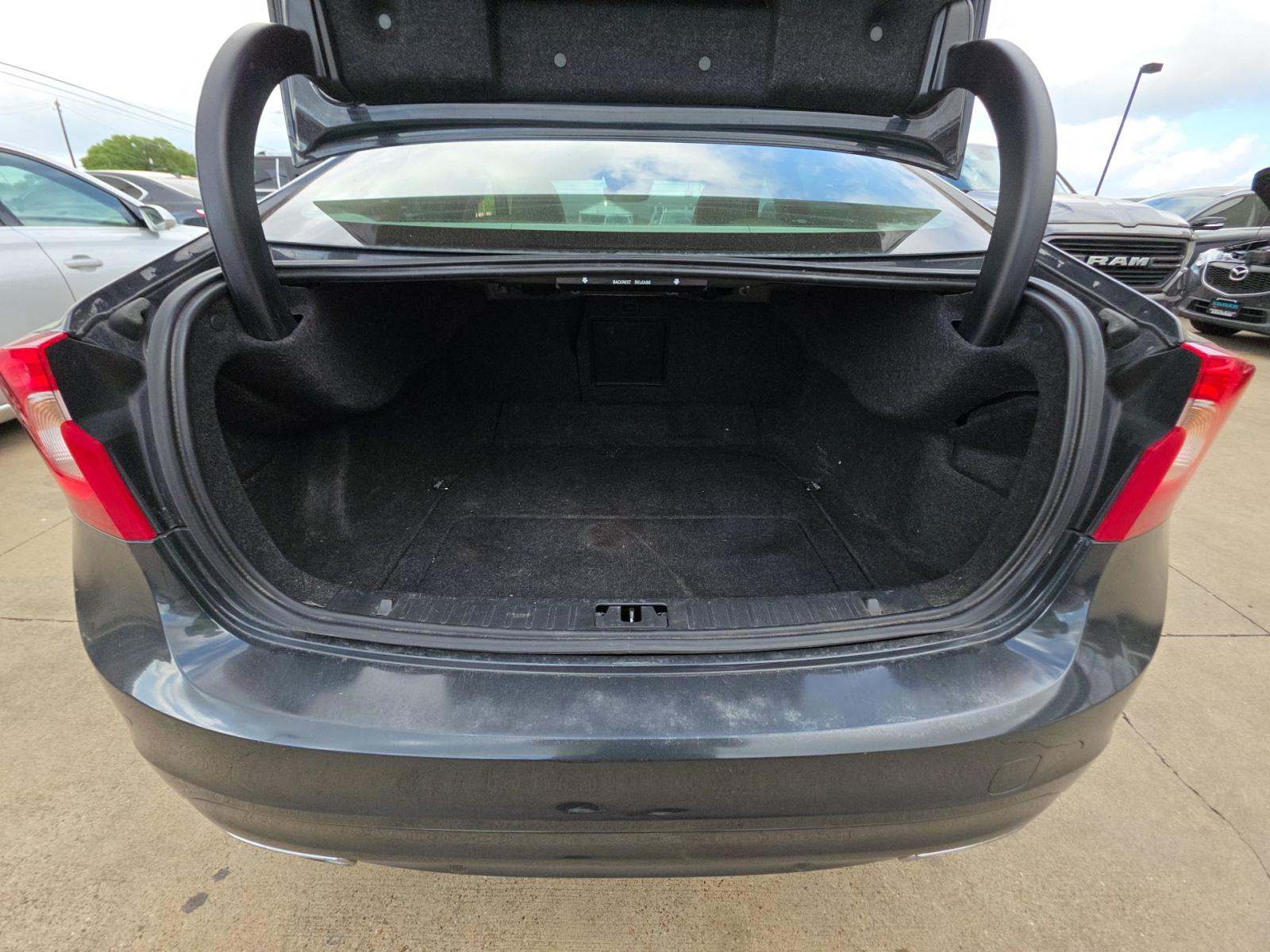 2015 Volvo S60 T5 Platinum FWD